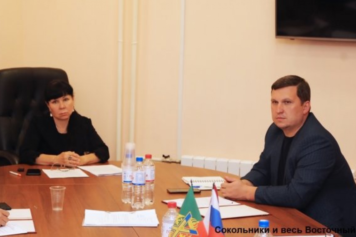 Глава муниципального округа Преображенское Надежда Иноземцева провела очередное заседание Совета депутатов.
